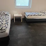 Work And Tueddern Naehe Geilenkirchen Und Naehe Geleen Moderne Fuer 8 Personen Auf 180qm