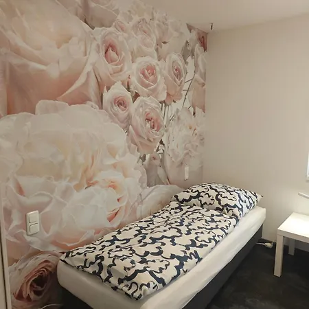 Work And Tueddern Naehe Geilenkirchen Und Naehe Geleen Moderne Fuer 8 Personen Auf 180qm