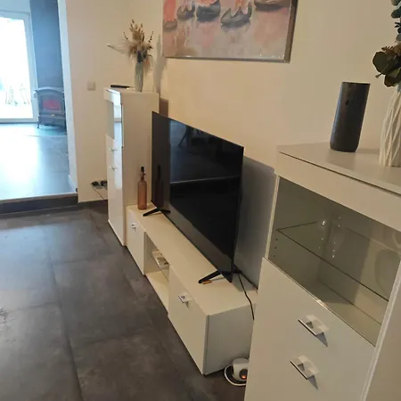 Work And Tueddern Naehe Geilenkirchen Und Naehe Geleen Moderne Fuer 8 Personen Auf 180qm