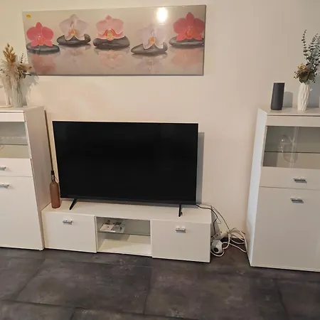 Work And Tueddern Naehe Geilenkirchen Und Naehe Geleen Moderne Fuer 8 Personen Auf 180qm Apartamento Selfkant