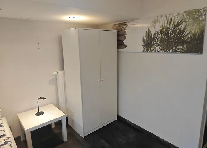 Work And Tueddern Naehe Geilenkirchen Und Naehe Geleen Moderne Fuer 8 Personen Auf 180qm *