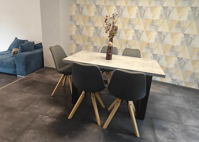 아파트 Work And Tueddern Naehe Geilenkirchen Und Naehe Geleen Moderne Fuer 8 Personen Auf 180qm *