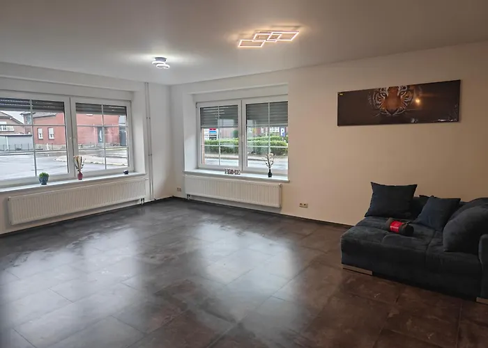 아파트 Work And Tueddern Naehe Geilenkirchen Und Naehe Geleen Moderne Fuer 8 Personen Auf 180qm *