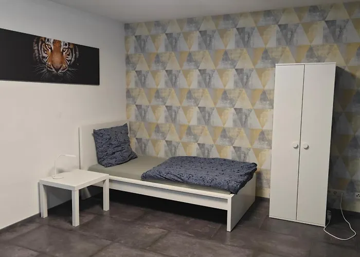 Work And Tueddern Naehe Geilenkirchen Und Naehe Geleen Moderne Fuer 8 Personen Auf 180qm *