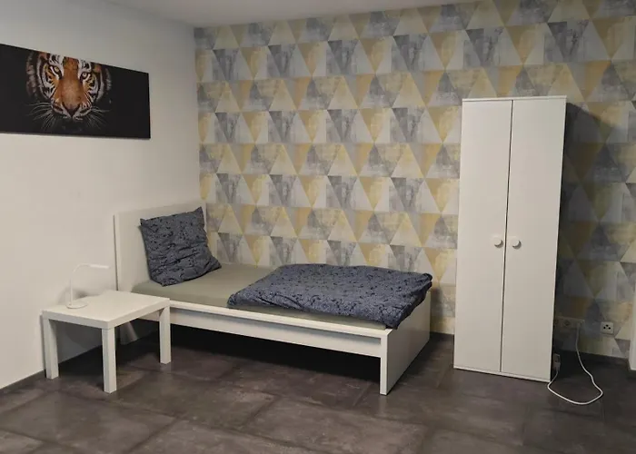 아파트 Work And Tueddern Naehe Geilenkirchen Und Naehe Geleen Moderne Fuer 8 Personen Auf 180qm